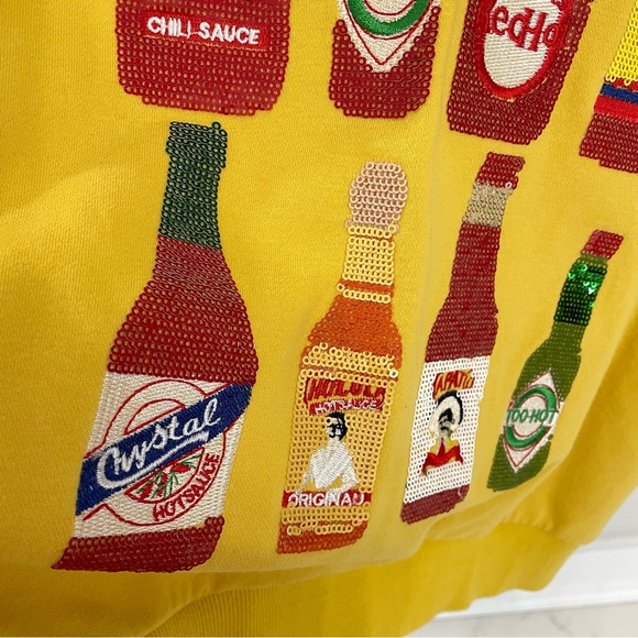 QUEEN OF SPARKLES queen of hot sauce sweatshirt.              21 - Picture 6 of 11